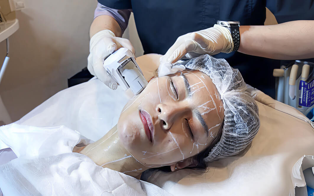 Facial Contour