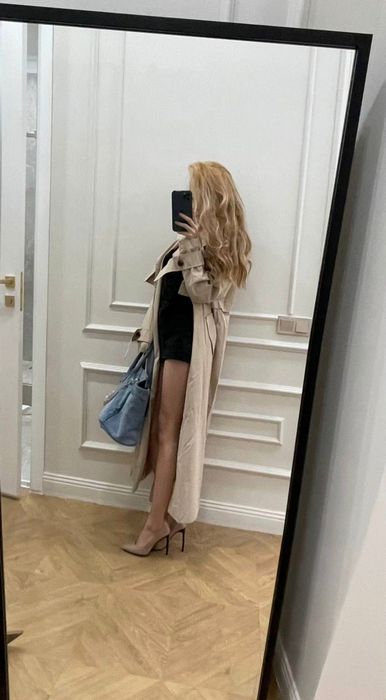 Томские Ночные Бабочки: Погружение в Мир Интимного Досуга и Отзывов Клиентов